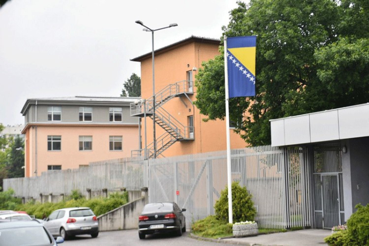 (ISPRAVKA) Bivši pripadnici VRS iz Zvornika pušteni na slobodu uz određene mjere zabrane
