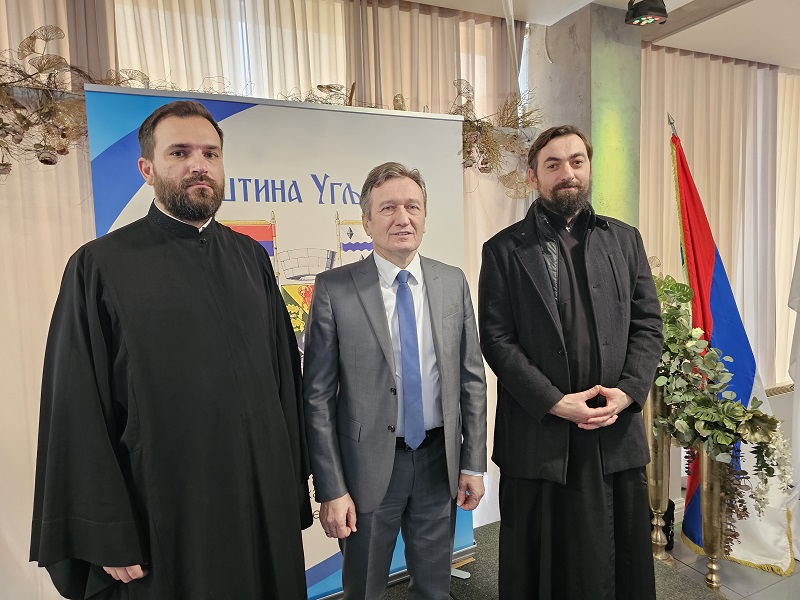 Praznični prijem u Ugljeviku: Srpskoj srcem udarili temelje