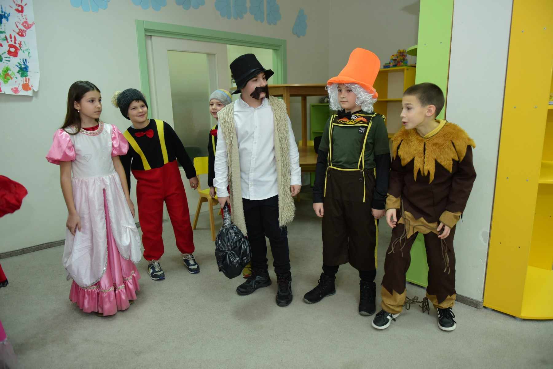 "Darodavaoci" i "Ispružene ruke" - Mladi iz Bijeljine promovišu solidarnost i edukaciju
