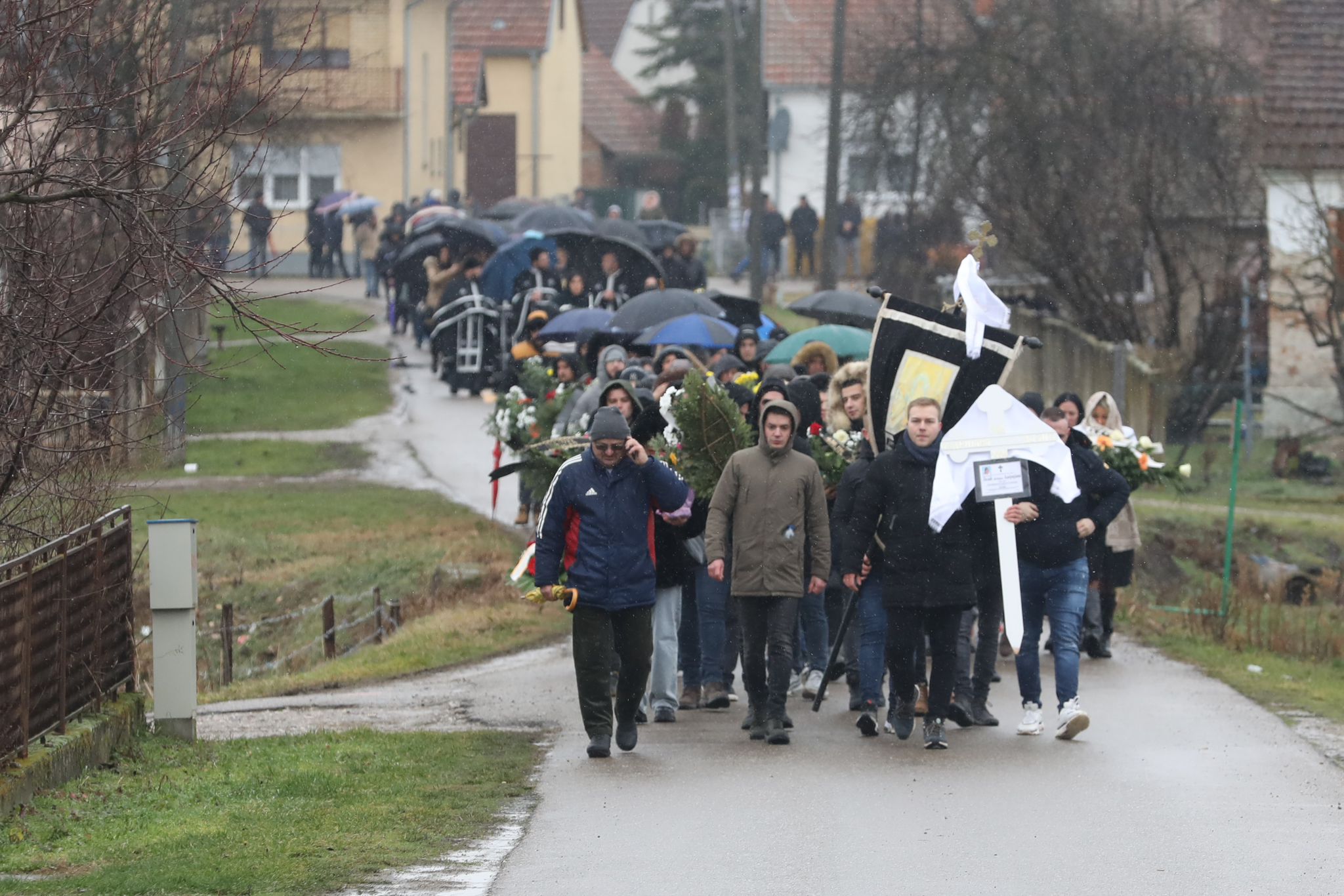 ISPRAĆENA NA VJEČNI POČINAK Sahranjena Andrijana Lazić iz Bijeljine koja je poginula u Dubaiju