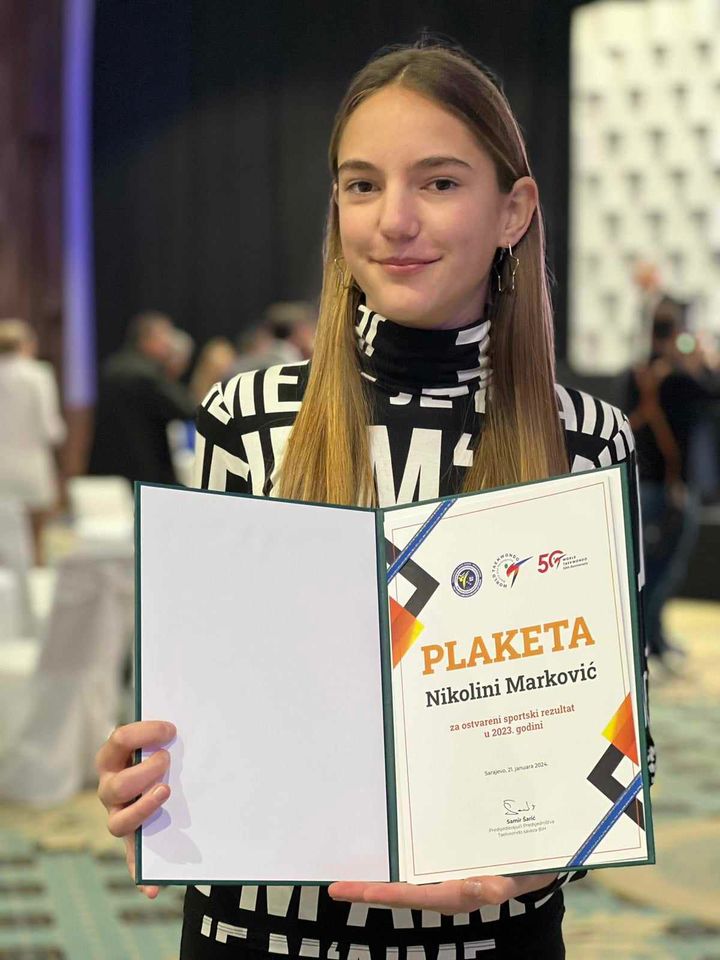 Dajana, Ksenija i Nikolina dobitnice plakete za ostvarene sportske rezultate
