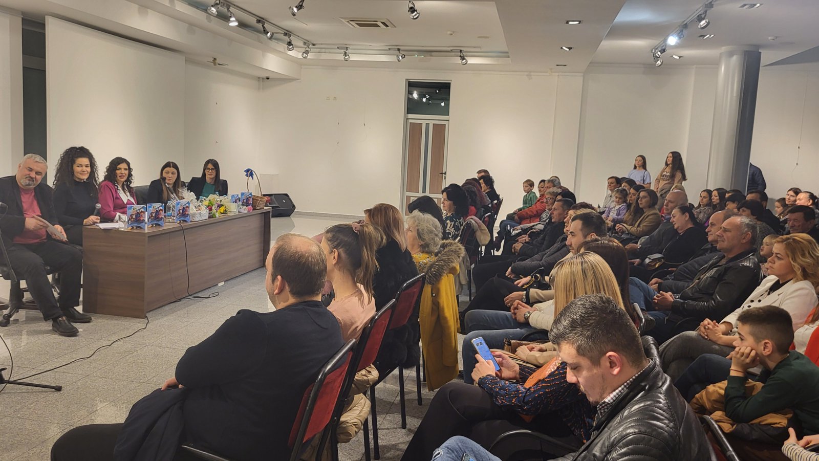 Predstavljena knjiga bajki i pjesmica Dragane Pavlović Ribać