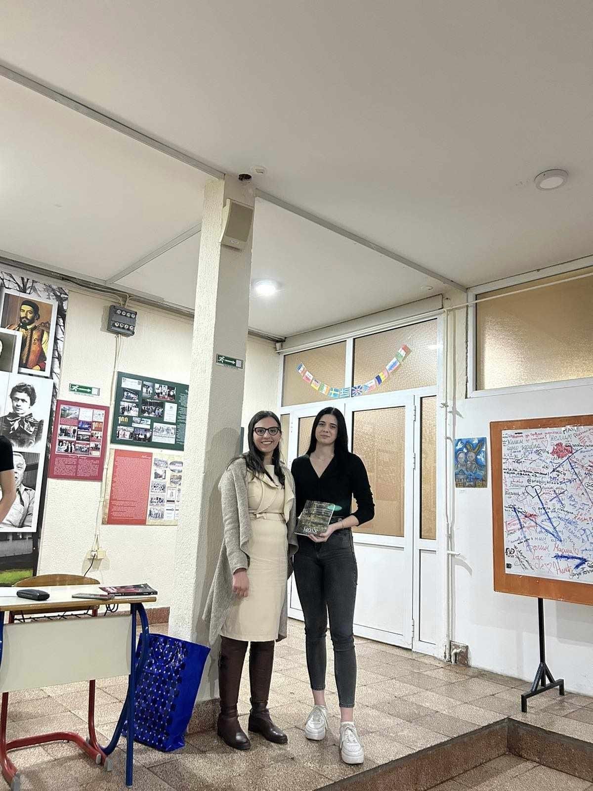 U Gimnaziji održano predavanje i proglašeni pobjednici konkursa ,,Fotoaparatom, a ne metkom”
