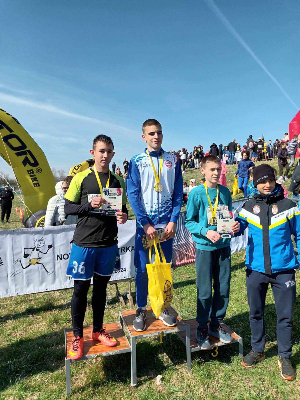 Sjajna atletska škola trenera Miše Marjanovića: Devet medalja za gradski Atletski klub "Akademac" u Novom Sadu