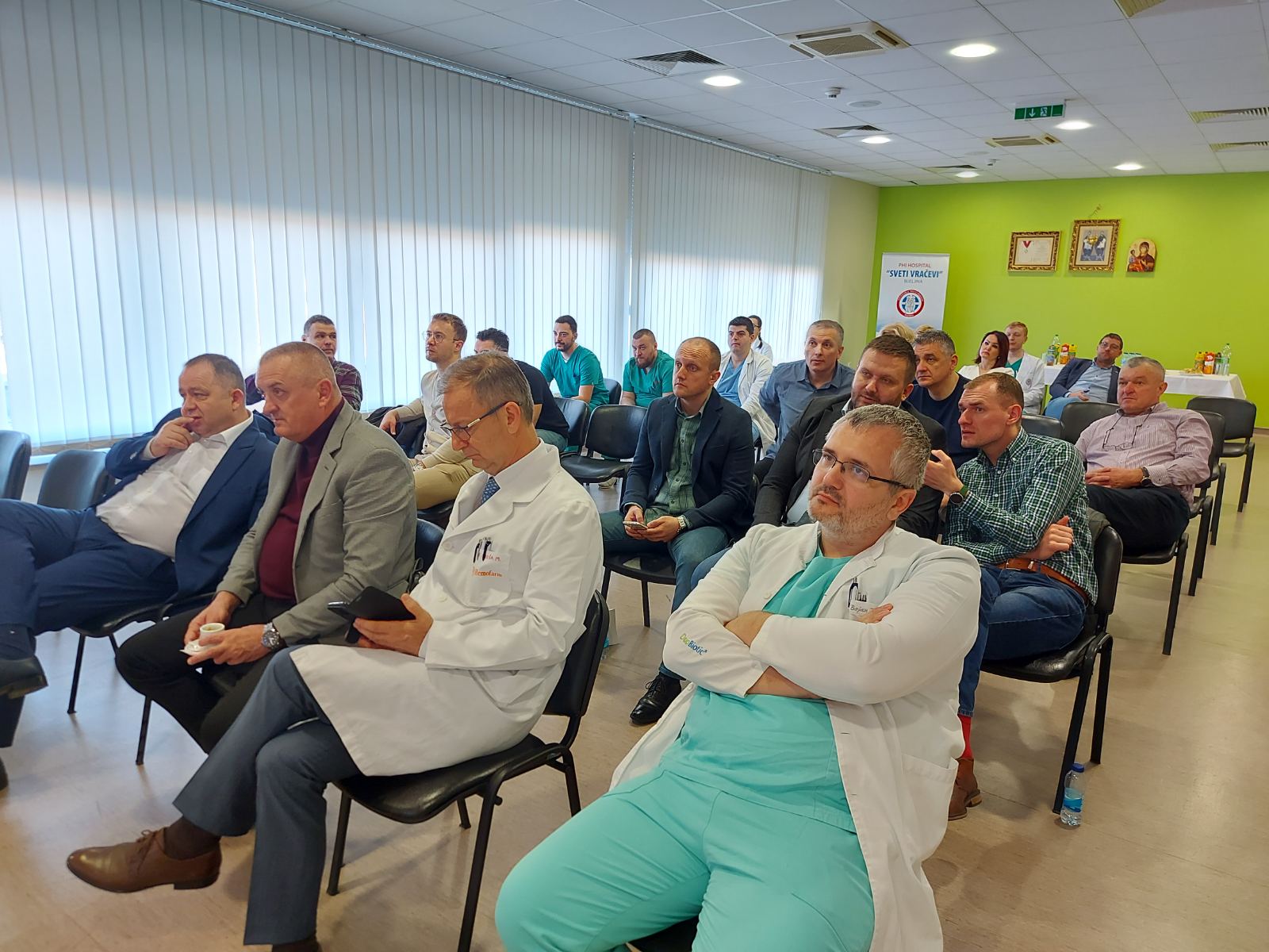 Dr Andrejević sa Malte zajedno sa bijeljinskim hirurzima izveo jednu od najzahtjevnijih laparoskopskih operacija