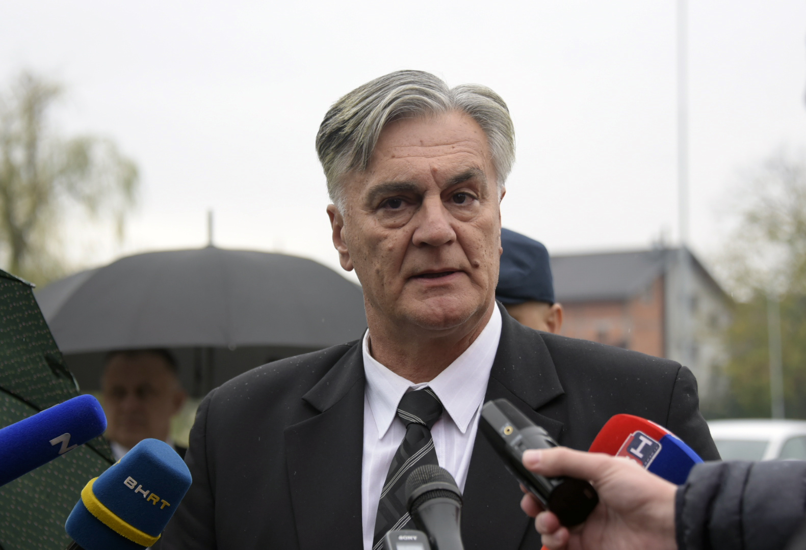 Karan: MUP maksimalno štiti predsjednika Dodika