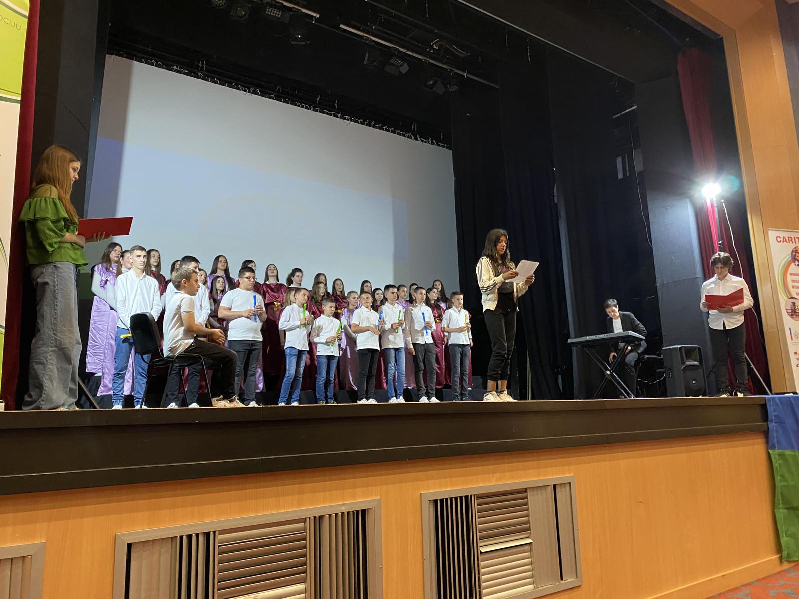 Učenici iz OŠ "Vuk Karadžić" pripremili najbolji video povodom Svjetskog dana Roma FOTO/VIDEO