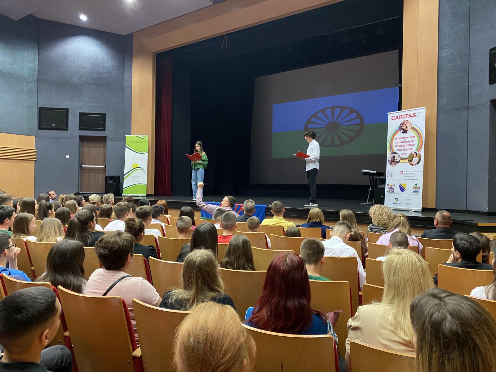 Učenici iz OŠ "Vuk Karadžić" pripremili najbolji video povodom Svjetskog dana Roma FOTO/VIDEO