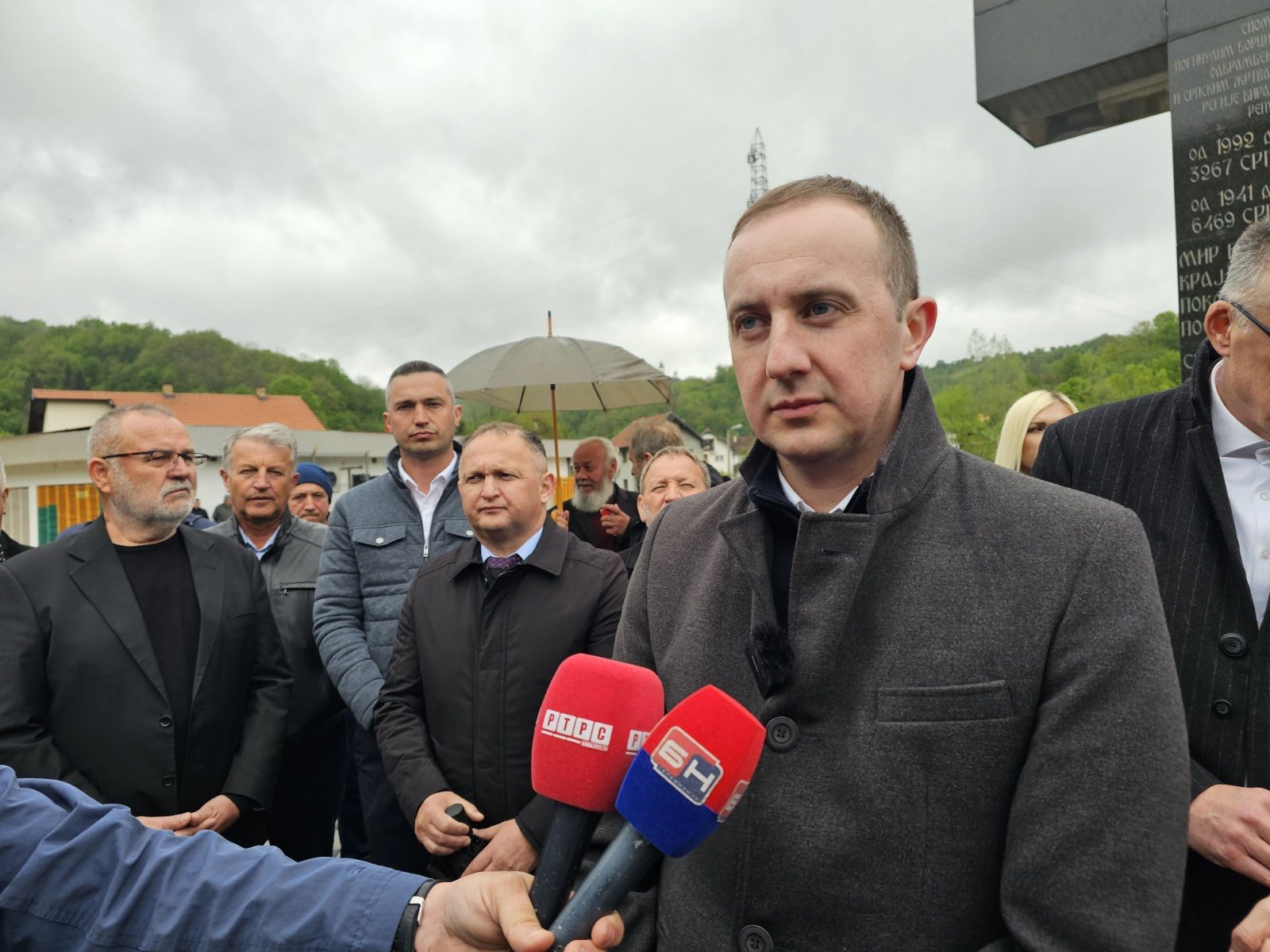 Delegacija Srpske demokratske stranke u Kravici: Međunarodno pravo zaboravlja srpske žrtve