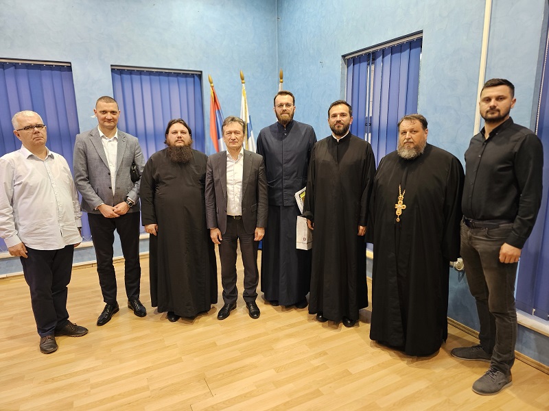 Knjiga "Sveti mučenici zvorničko-tuzlanski" promovisana u Ugljeviku: Svjedočanstva o stradanju Srba