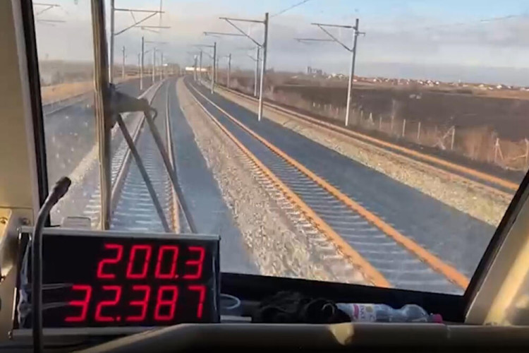 Srbija: Voz testirao prugu sa 202 kilometra na sat
