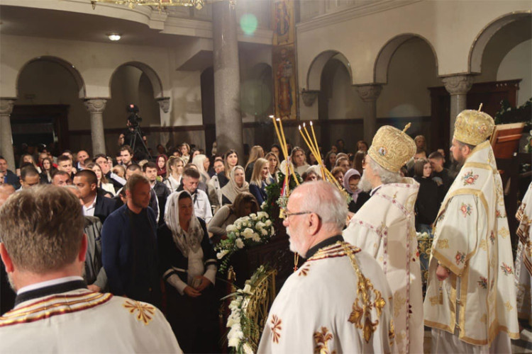 Širom Srpske dočekan najveći hrišćanski praznik, Vaskrsenje Hristovo 