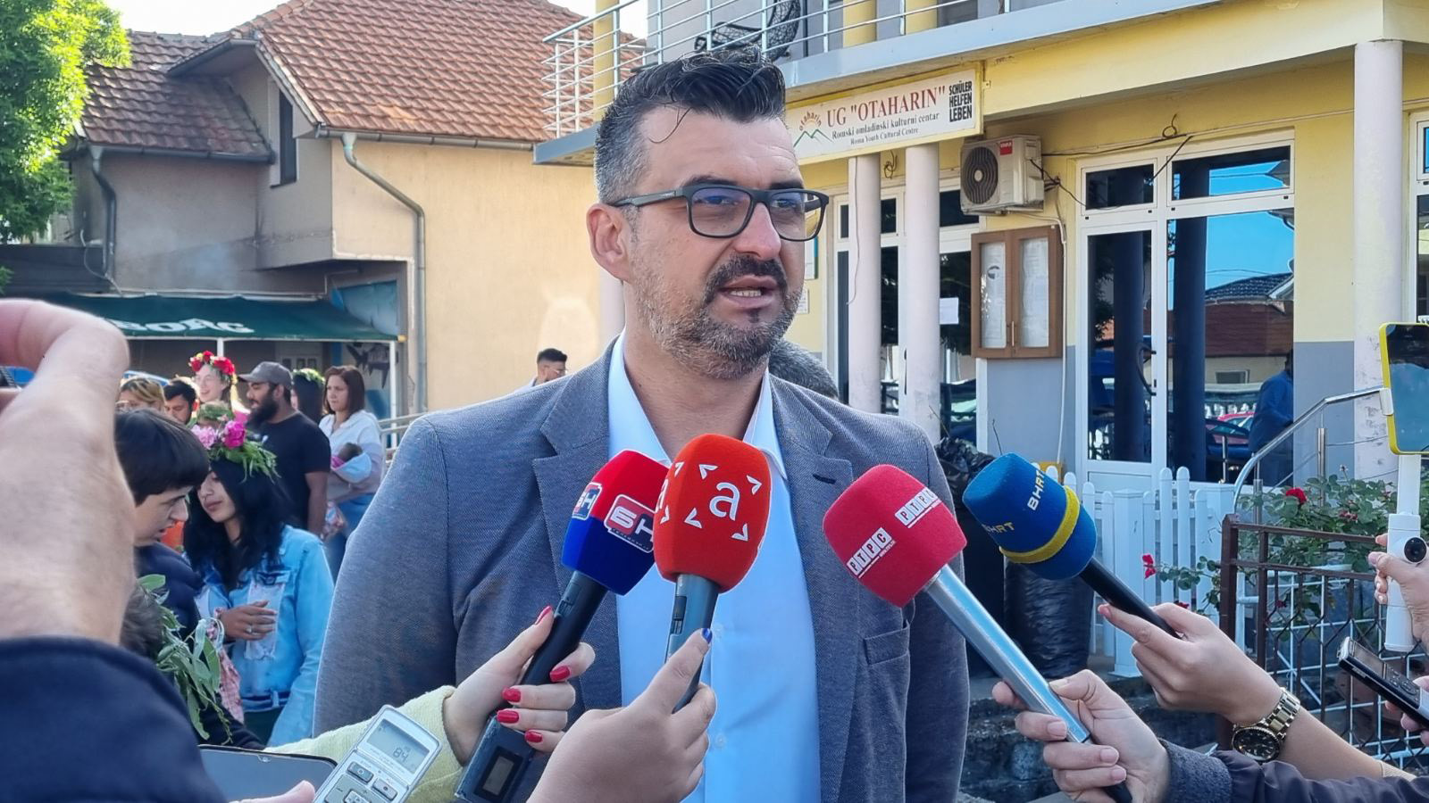 Bijeljina: Bacanjem vrbovih vjenčića Romi proslavljaju Đurđevdan
