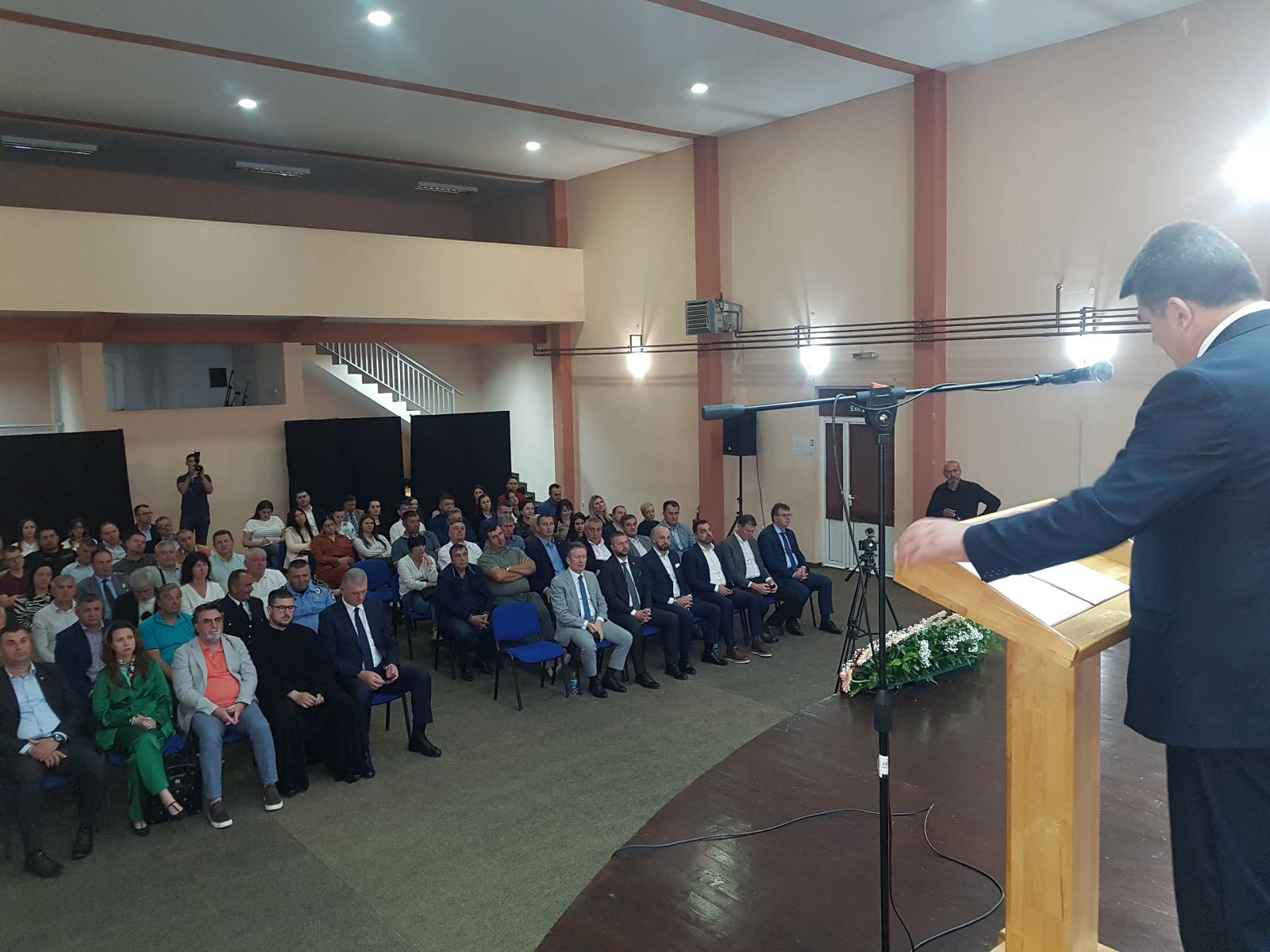Lopare: Na svečanoj sjednici uručena priznanja za doprinos razvoju opštine