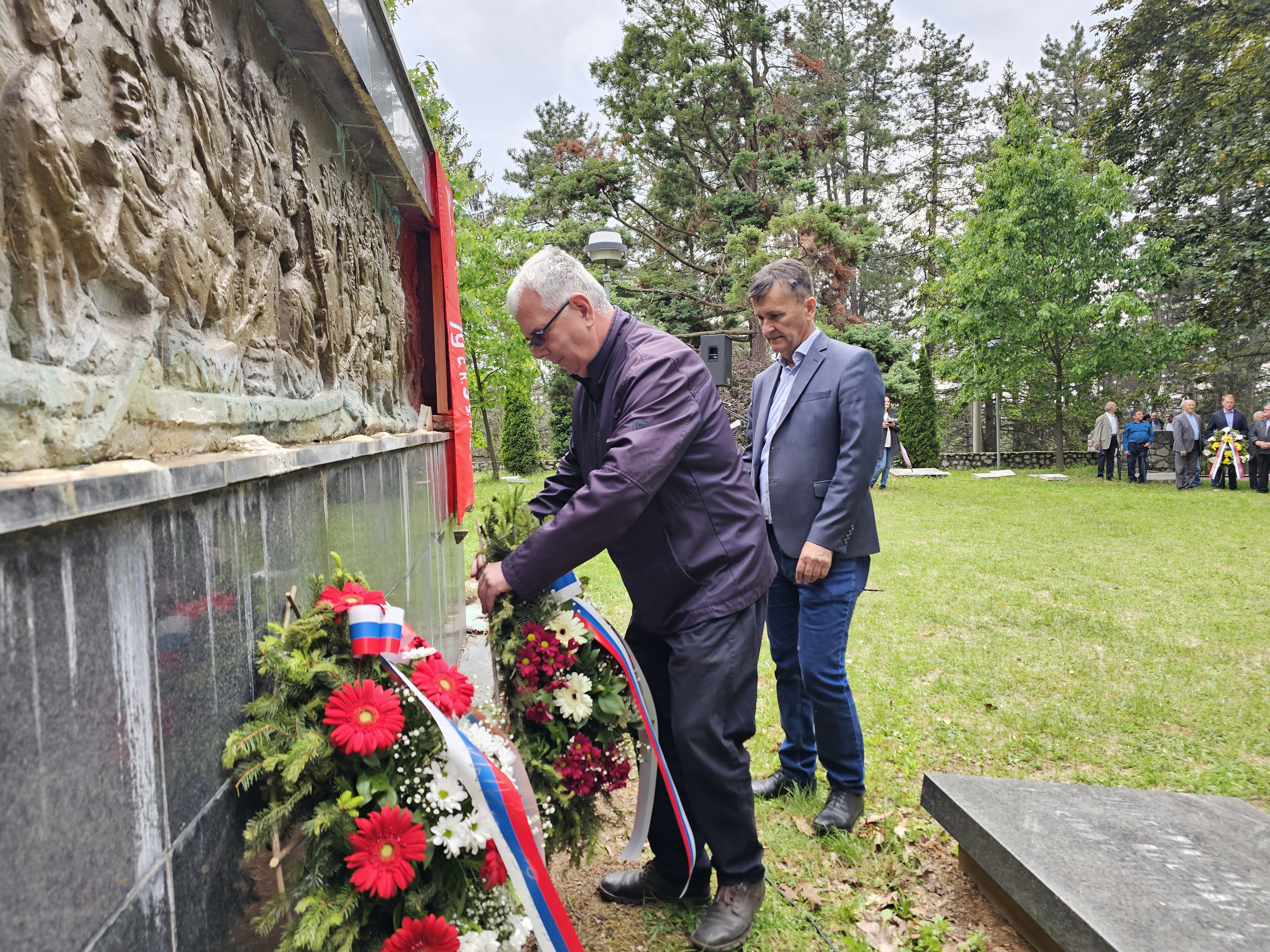 Dan pobjede nad fašizmom obilježen u Donjoj Trnovi: SRBIMA I RUSIMA SLOBODARSTVO U KRVI