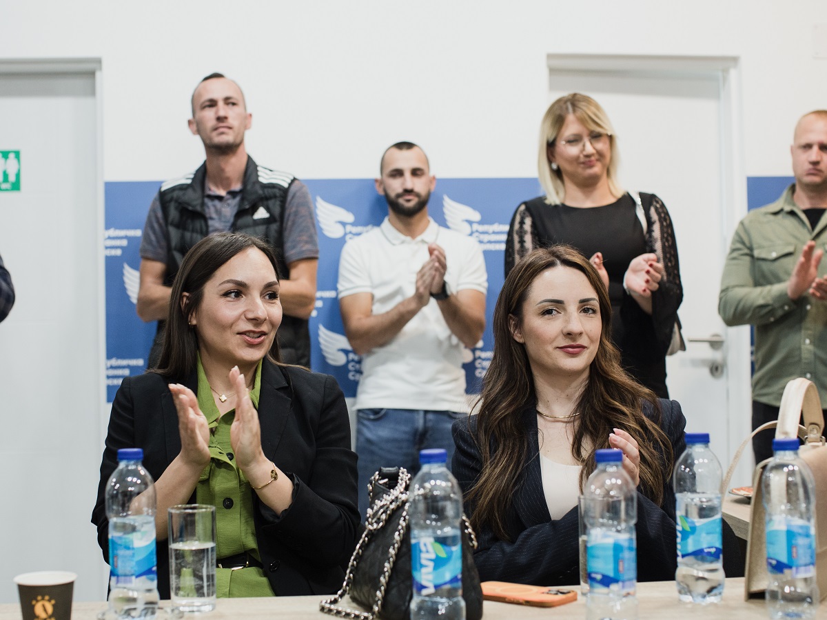 U Ugljeviku otvorene kancelarije Republičke stranke Srpske (FOTO)