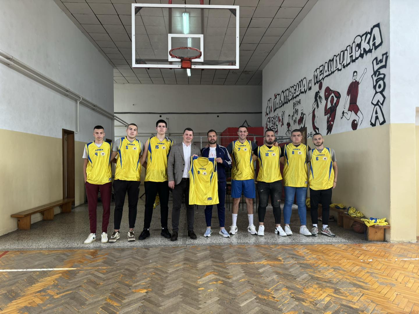 Đurđević donirao dresove košarkašima Poljoprivredne škole
