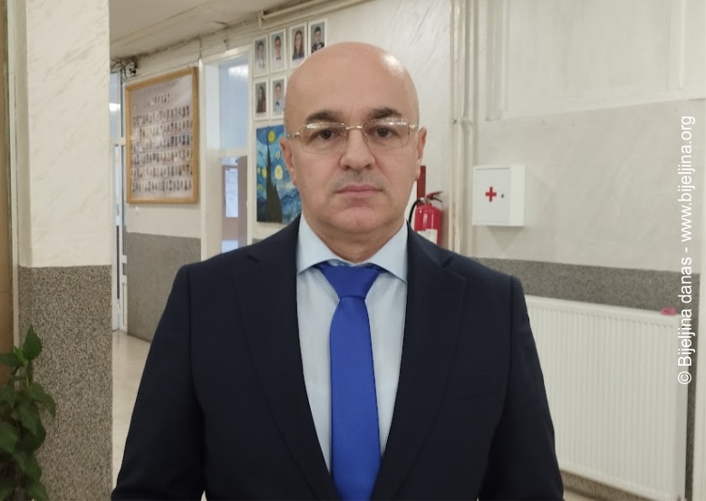 78 UČENIKA NA REPUBLIČKOM TAKMIČENJU Škola Vuk Karadžić iz Bijeljine jedna od najuspješnijih u RS!