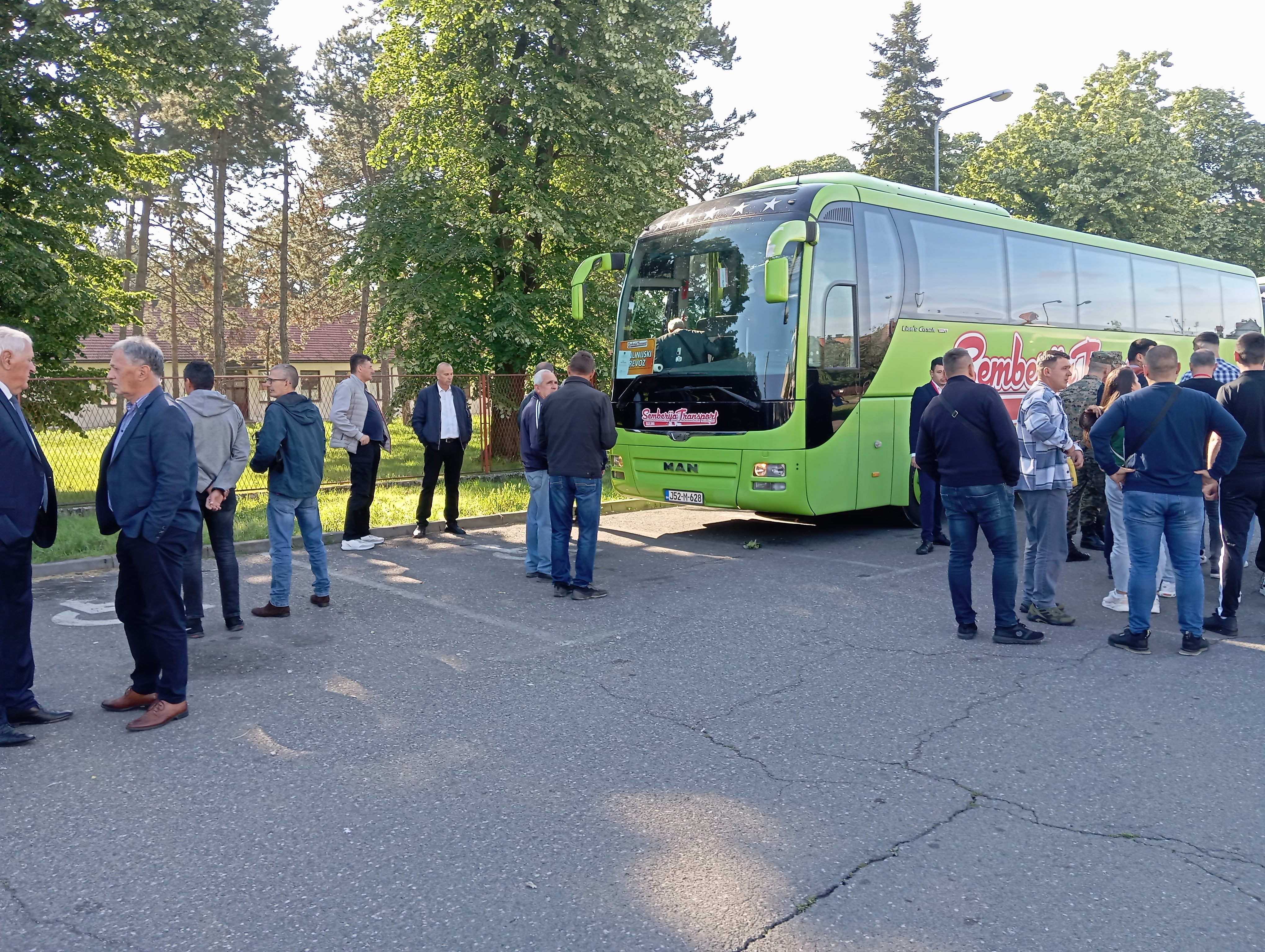 Bijeljina: Porodice stradalih krenule na mjesto zločina u Tuzli
