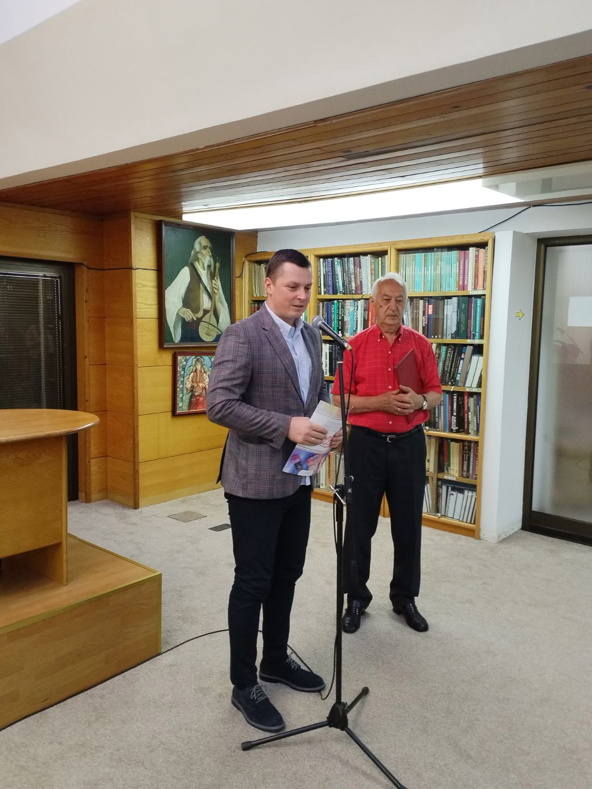 U Bijeljini otvorena izložba slika 20 učesnika iz regiona