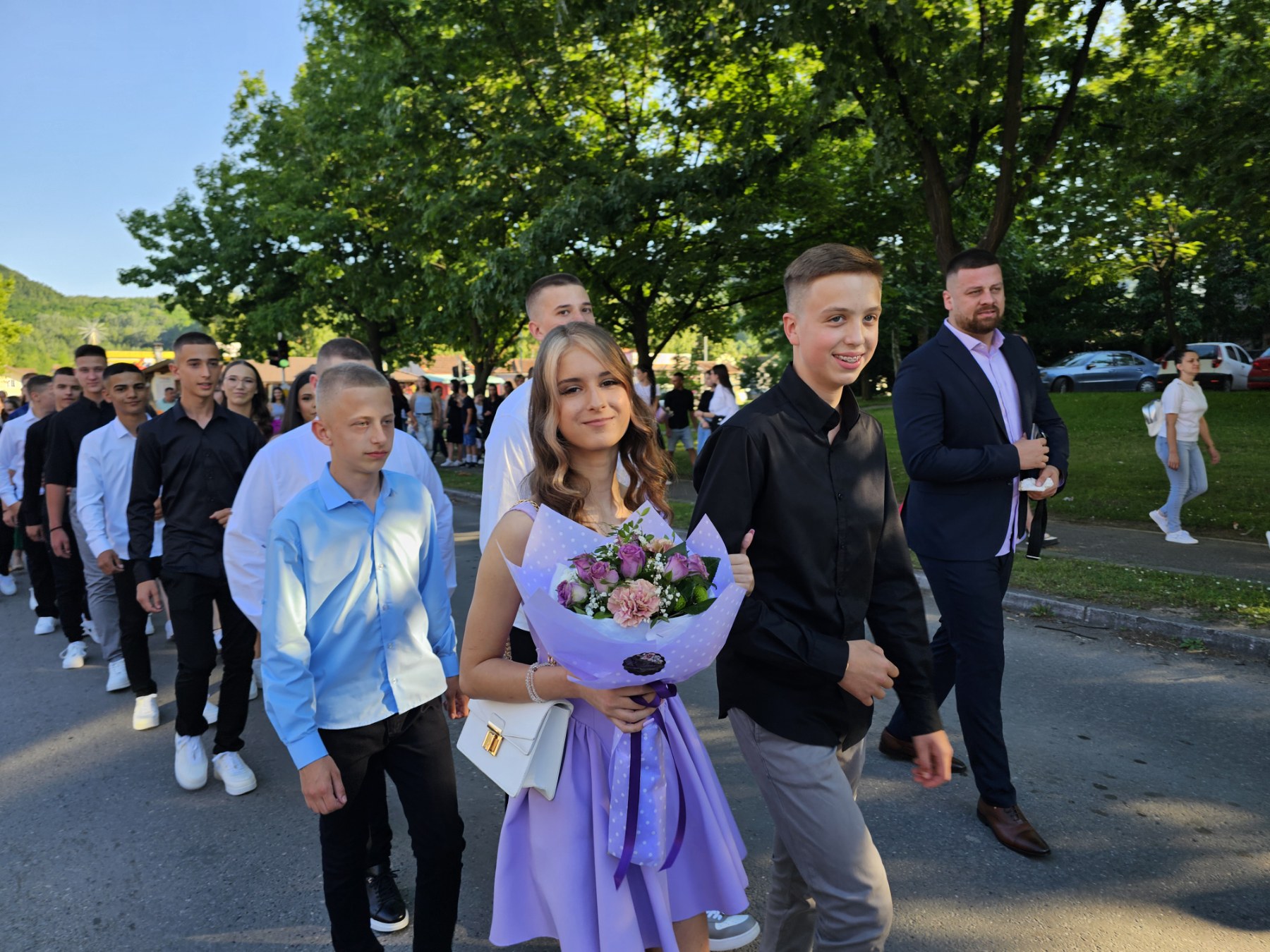 Sabor malih maturanata u Ugljeviku: PUNA SRCA MLADIH POKOLJENJA