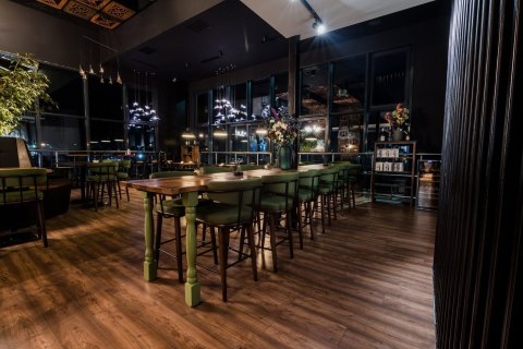 Monarh Bar Restoran